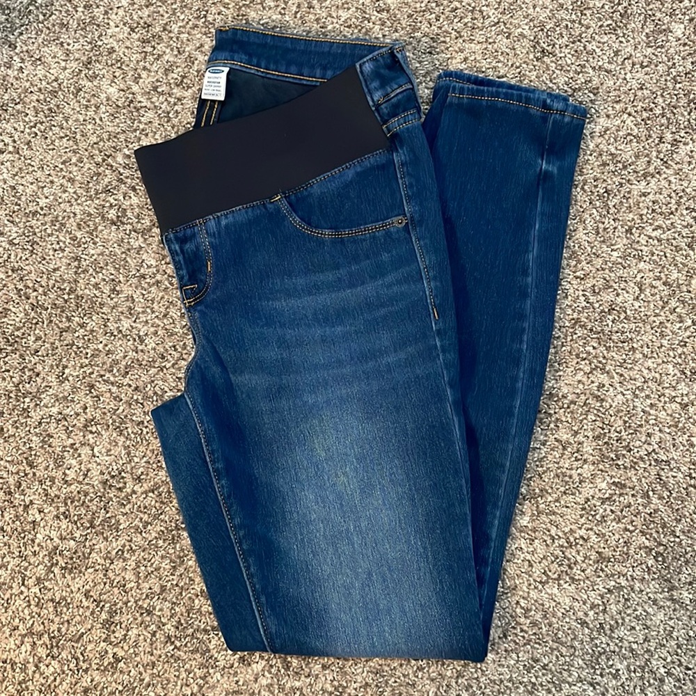 Old Navy Maternity Rockstar Super Skinny Front Low Panel Jeans